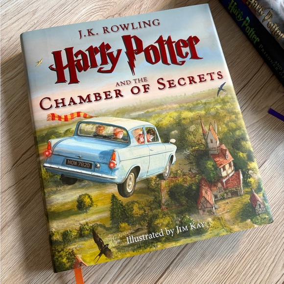 Harry Potter and the Chamber of Secrets: The Illustrated Edition - Picture 2 of 3